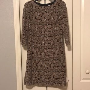 NWT Allover Scallop Lace 3/4 Slv Dress Sz 8.